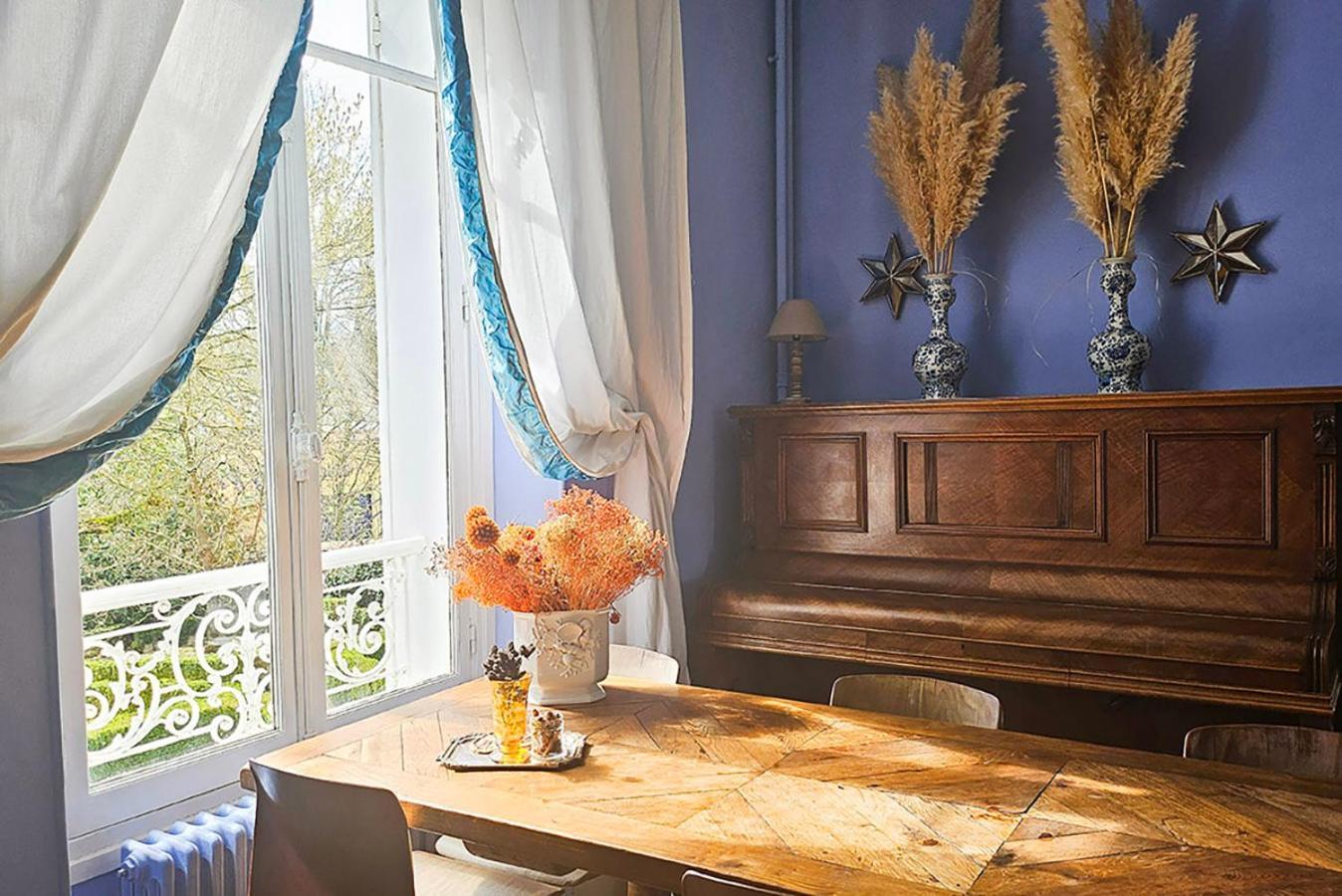 Maison D'Hotes Stella Cadente โพรแว็ง ภายนอก รูปภาพ