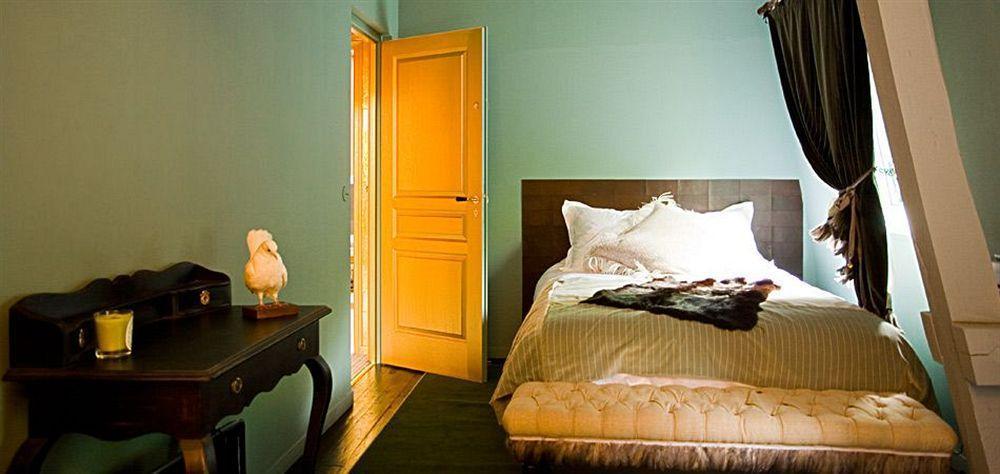 Maison D'Hotes Stella Cadente โพรแว็ง ภายนอก รูปภาพ