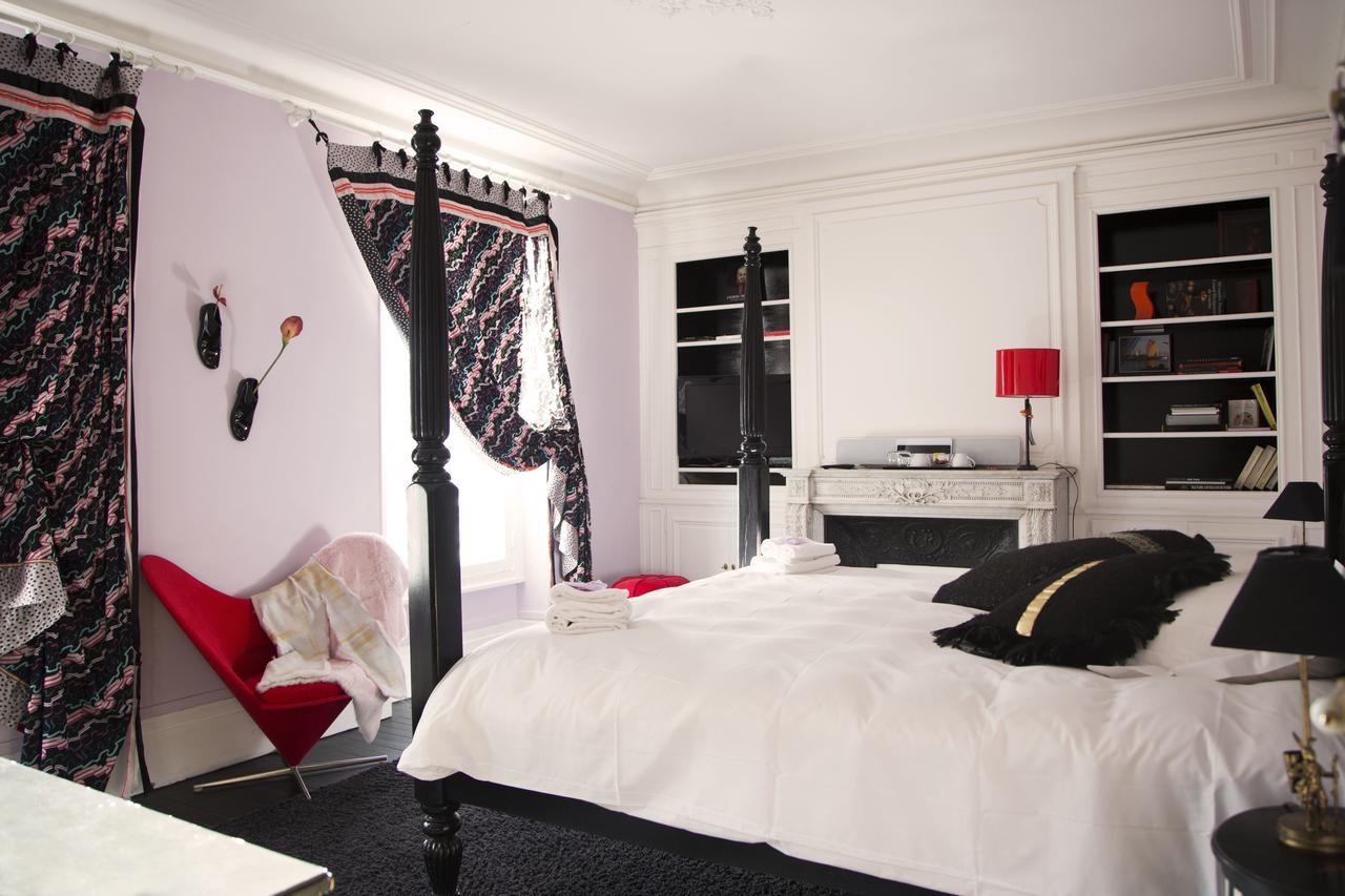 Maison D'Hotes Stella Cadente โพรแว็ง ภายนอก รูปภาพ