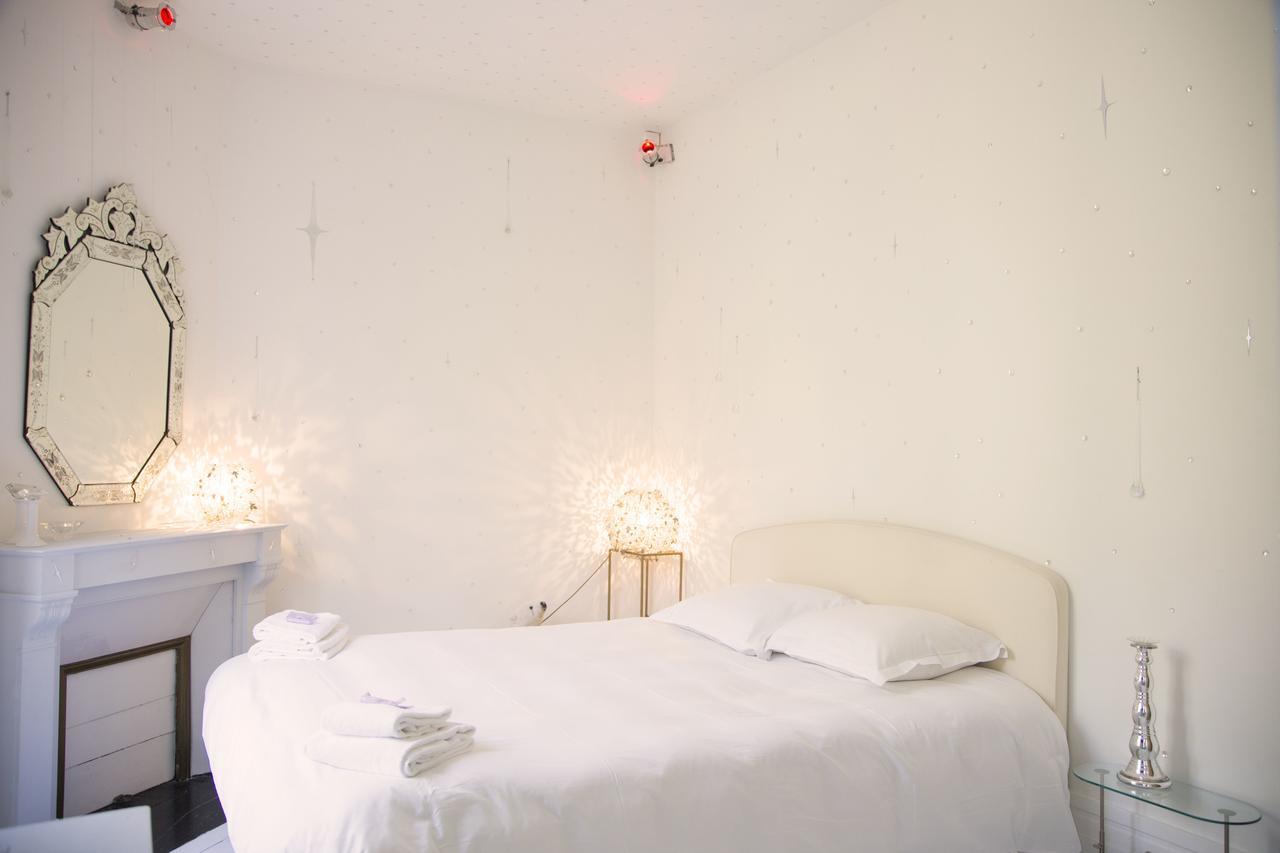 Maison D'Hotes Stella Cadente โพรแว็ง ภายนอก รูปภาพ